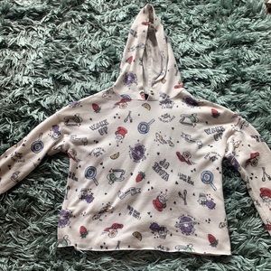 White cropped sweatshirt